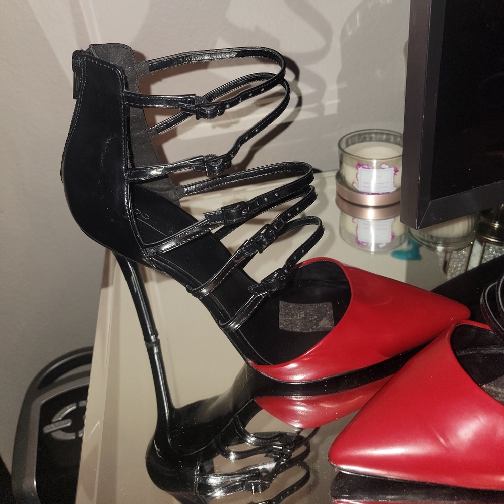 Shoes - Picture 2 of 3